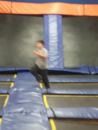 Amusement Center «Sky Zone Trampoline Park», reviews and photos, 11745 Commons Dr, Springdale, OH 45246, USA