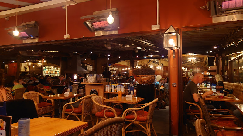 SkyView de Pier, Restaurant, Den Haag