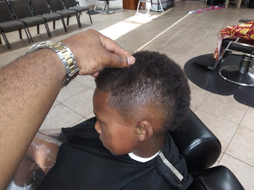 Barber Shop «Catia Family Barbershop Salon», reviews and photos, 4146 Grand Blvd, New Port Richey, FL 34652, USA