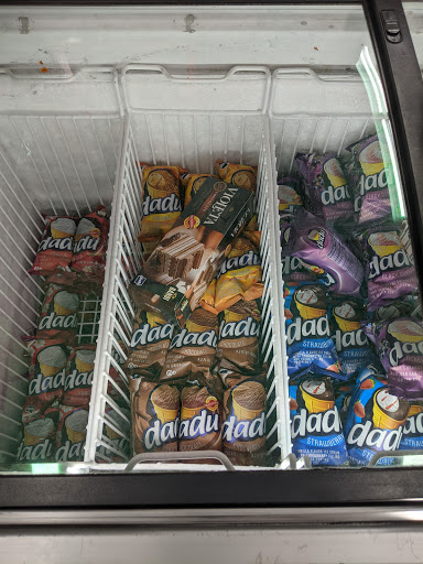 Produce Market «Oakmont Produce Market», reviews and photos, 810 W Hamilton Ave, Campbell, CA 95008, USA