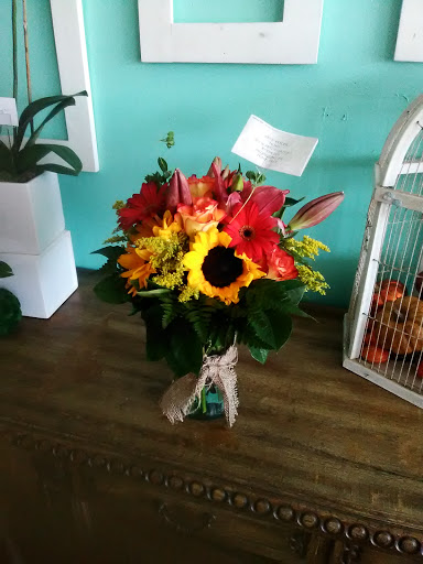 Florist «Country Florist», reviews and photos, 1302 W Arkansas Ln, Arlington, TX 76013, USA