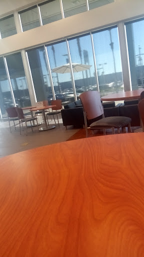 Subaru Dealer «Frank Subaru», reviews and photos