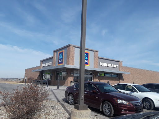 Supermarket «ALDI», reviews and photos, 1530 SW Arvonia Pl, Topeka, KS 66615, USA