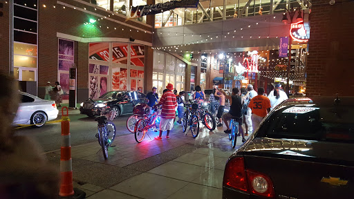 Liquor Store «Athens Liquor Store», reviews and photos, 579 Monroe St, Detroit, MI 48226, USA