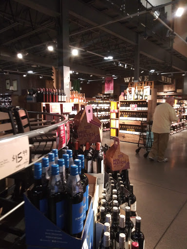 Grocery Store «Grandview Yard Market District», reviews and photos, 840 W 3rd Ave, Columbus, OH 43212, USA