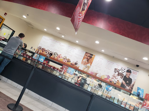 Ice Cream Shop «Cold Stone Creamery», reviews and photos, 7917 Pat Booker Rd, Live Oak, TX 78233, USA