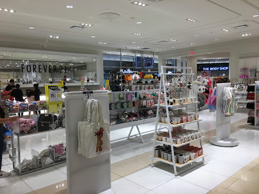 Clothing Store «Forever 21», reviews and photos, 450 Great Mall Dr, Milpitas, CA 95035, USA