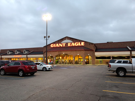 Giant Eagle Supermarket, 50 W Bridge St, Berea, OH 44017, USA, 
