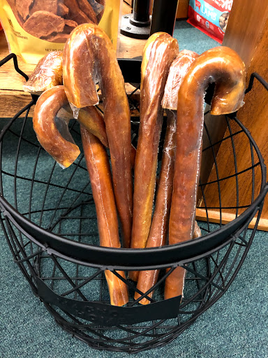 Pet Supply Store «Lazy Creek Discount Pet Food & Supplies», reviews and photos, 351 E Church St, Leesville, SC 29070, USA