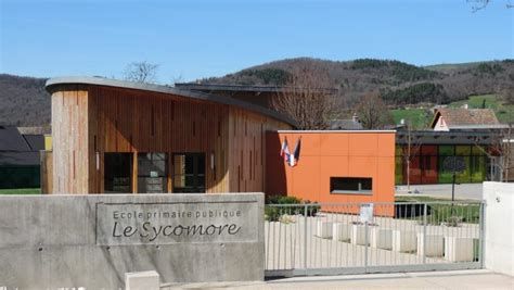Ecole primaire le Sycomore à Banassac-Canilhac