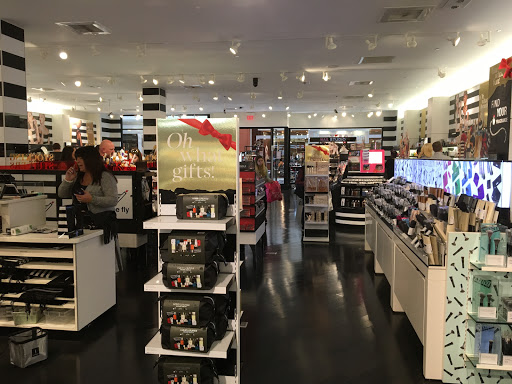 Cosmetics Store «SEPHORA», reviews and photos, 400 Ernest W Barrett Pkwy NW, Kennesaw, GA 30144, USA