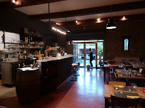 Atmosphère du Restaurant L'Ardoise - Cuisine Libre à Salles-d'Aude - n°14
