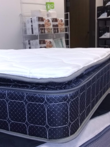 Mattress Store «Michigan Discount Mattress», reviews and photos, 24774 Crestview, Farmington Hills, MI 48335, USA
