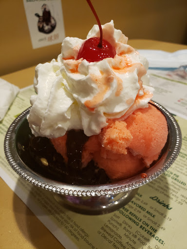 American Restaurant «Newport Creamery», reviews and photos, 1256 Warwick Ave, Warwick, RI 02888, USA