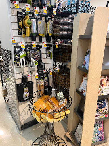 Grocery Store «Whole Foods Market», reviews and photos, 2101 Northern Blvd, Manhasset, NY 11030, USA