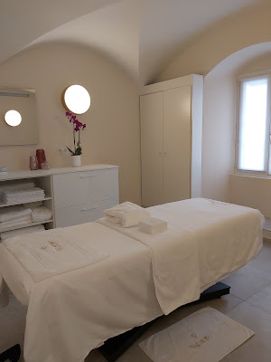 Maison de beauté - Valmont à Ajaccio