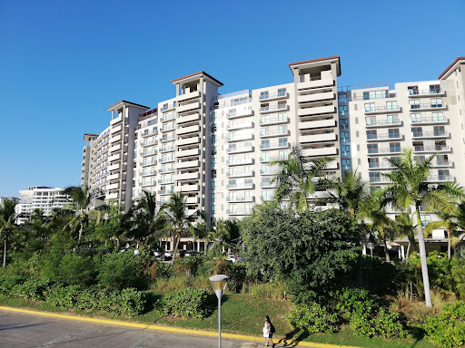 La Isla Residences