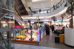 Vega shopping mall image