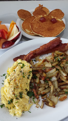 Coffee Shop «Edgebrook Coffee Shop», reviews and photos, 6322 N Central Ave, Chicago, IL 60646, USA