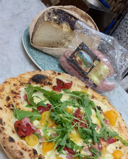 Da Tonia Pizzeria Trattoria in Napoli, Città Metropolitana di Napoli