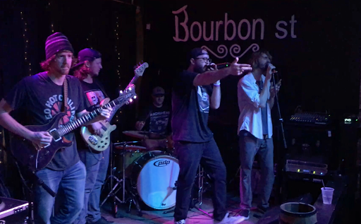 Bar & Grill «Bourbon Street Bar & Grille», reviews and photos, 5307 N Kings Hwy, Myrtle Beach, SC 29577, USA