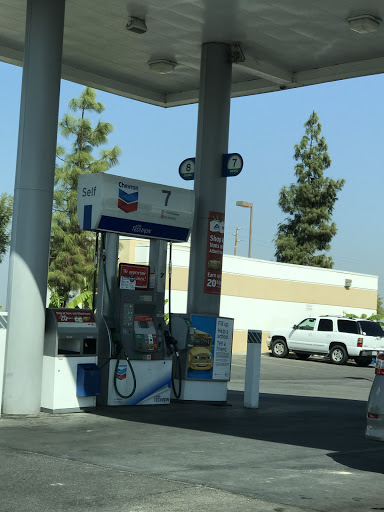 Gas Station «Chevron», reviews and photos, 2322 Girard St, Delano, CA 93215, USA