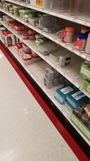 Department Store «Target», reviews and photos, 18855 N Market Pl Dr, Aurora, OH 44202, USA