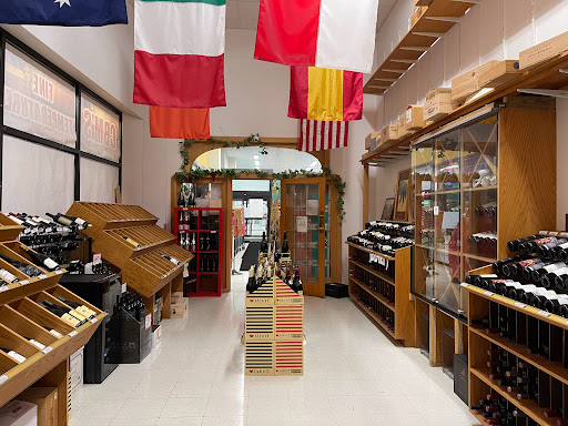 Liquor Store «Connecticut Beverage Mart», reviews and photos, 955 Washington St, Middletown, CT 06457, USA