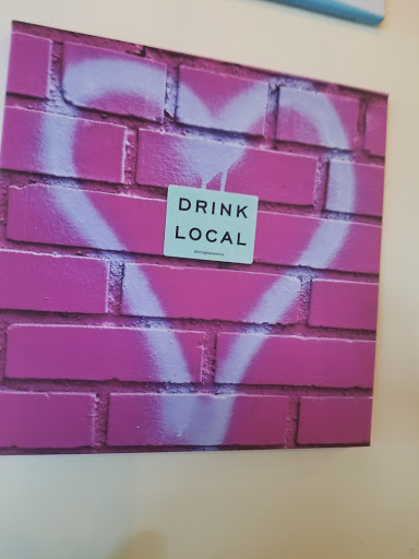 Winery «Bridge Lane Tasting Room», reviews and photos, 35 Cox Neck Rd, Mattituck, NY 11952, USA