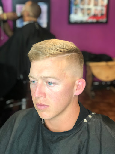 Barber Shop «A Cut Above The Rest Barber Shop Clearwater», reviews and photos, 2001 Gulf to Bay Blvd, Clearwater, FL 33759, USA