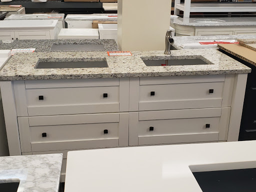 Shopping Mall «Holcomb 400 Shopping Center», reviews and photos, 1475 Holcomb Bridge Rd, Roswell, GA 30076, USA