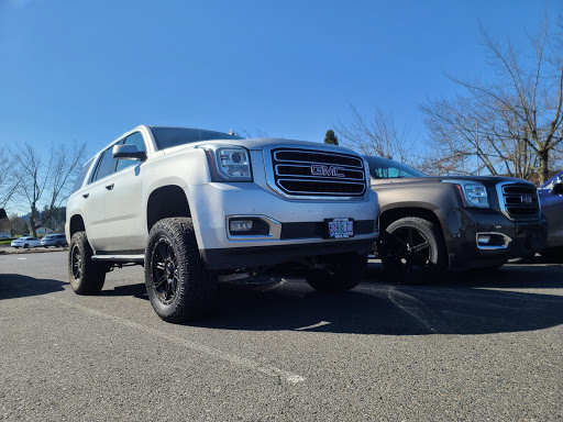 Truck Accessories Store «4 Wheel Parts - Portland - South Tabor», reviews and photos, 2700 SE 82nd Ave, Portland, OR 97266, USA