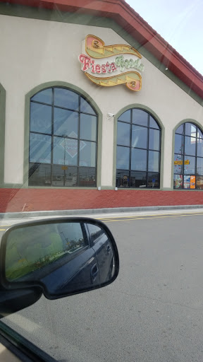 Grocery Store «Fiesta Foods», reviews and photos, 1875 N 1st St, Hermiston, OR 97838, USA