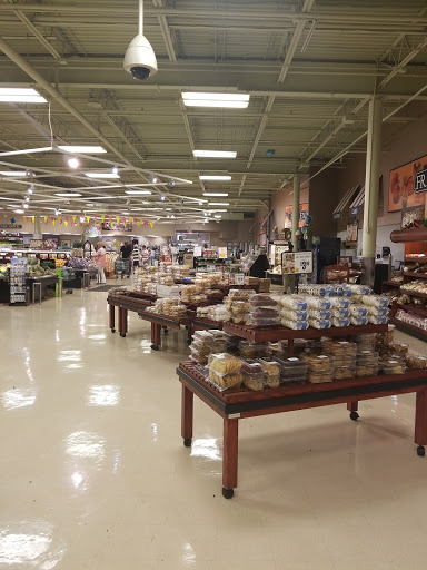 Grocery Store «ShopRite of West Hartford», reviews and photos, 46 Kane St, West Hartford, CT 06119, USA