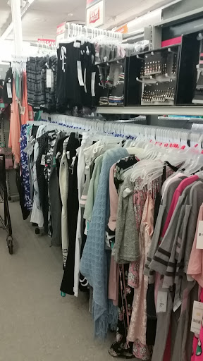 Dollar Store «FAMILY DOLLAR», reviews and photos, 1250 W Main St, Greenfield, IN 46140, USA