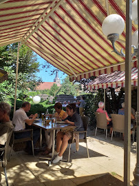 Atmosphère du Café Le Rendez-Vous de l'Abbaye à Tournus - n°4
