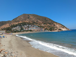 East Beach'in fotoğrafı uçurumlarla desteklenmiş