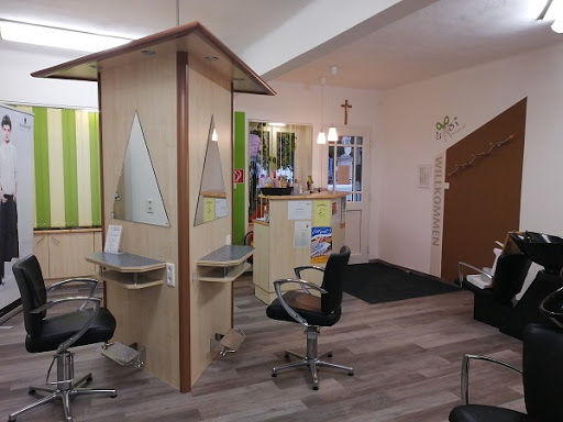 Friseur Gabi haargenial In Weiten
