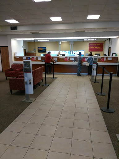 Bank «Wells Fargo Bank», reviews and photos