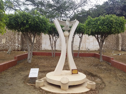 Obelisco Periodistas Martires de Uchuracay
