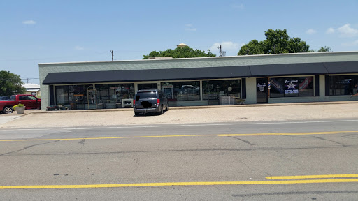 Antique Store «Hidden Talent Gifts & Antiques», reviews and photos, 400 S Main St, McGregor, TX 76657, USA