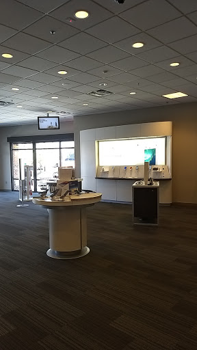 Cell Phone Store «Verizon», reviews and photos, 2540 Cobb Pkwy SE, Smyrna, GA 30080, USA