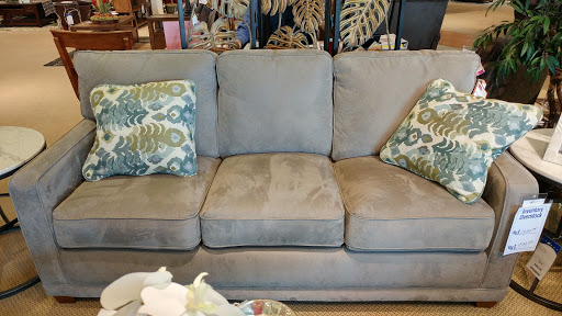 Furniture Store «La-Z-Boy Furniture Galleries», reviews and photos, 19230 Alderwood Mall Pkwy #180, Lynnwood, WA 98036, USA