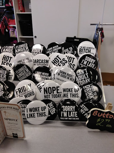 Clothing Store «Uptown Cheapskate», reviews and photos, 8664 E Shea Blvd, Scottsdale, AZ 85260, USA