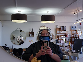 Fusion hair salon