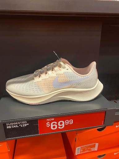 Shoe Store «Nike Factory Store», reviews and photos, 12801 W Sunrise Blvd Suite 1005, Sunrise, FL 33323, USA