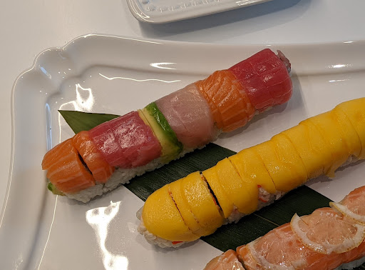 Holy Sushi image