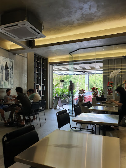 385F Cafe