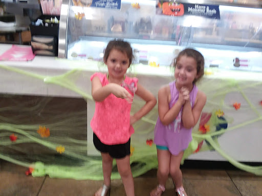 Dessert Restaurant «Dunkin Donuts Baskin Robbins», reviews and photos, 2888 W US Hwy 90 #101, Lake City, FL 32055, USA