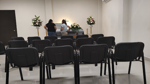 Capillas de velación municipales en García